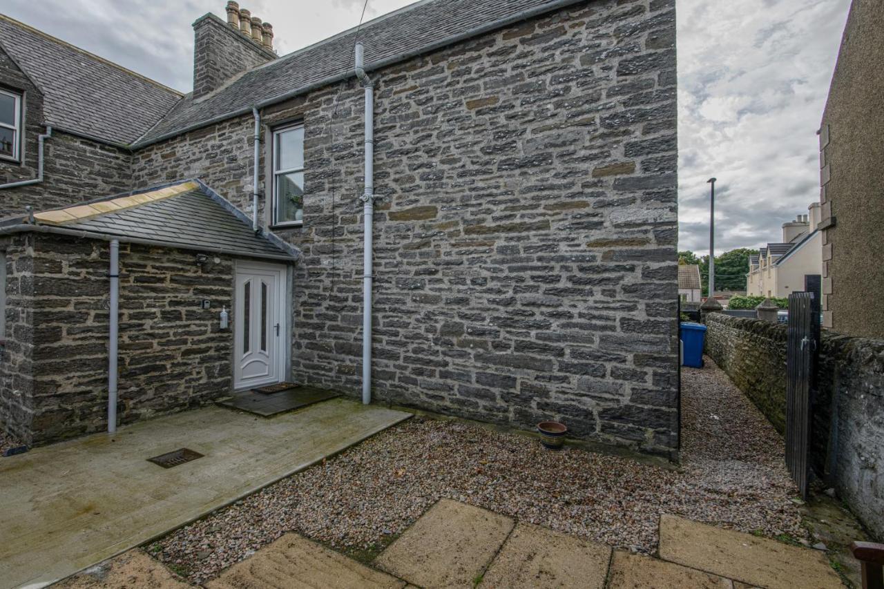 Charming Townhouse On North Coast 500 Route, Wick Villa Wick  Exteriör bild